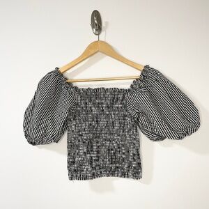 H&M Gingham / Checkered Puff Sleeve Top
